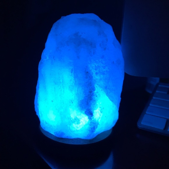 Multicolor salt lamp - Picture 6 of 6
